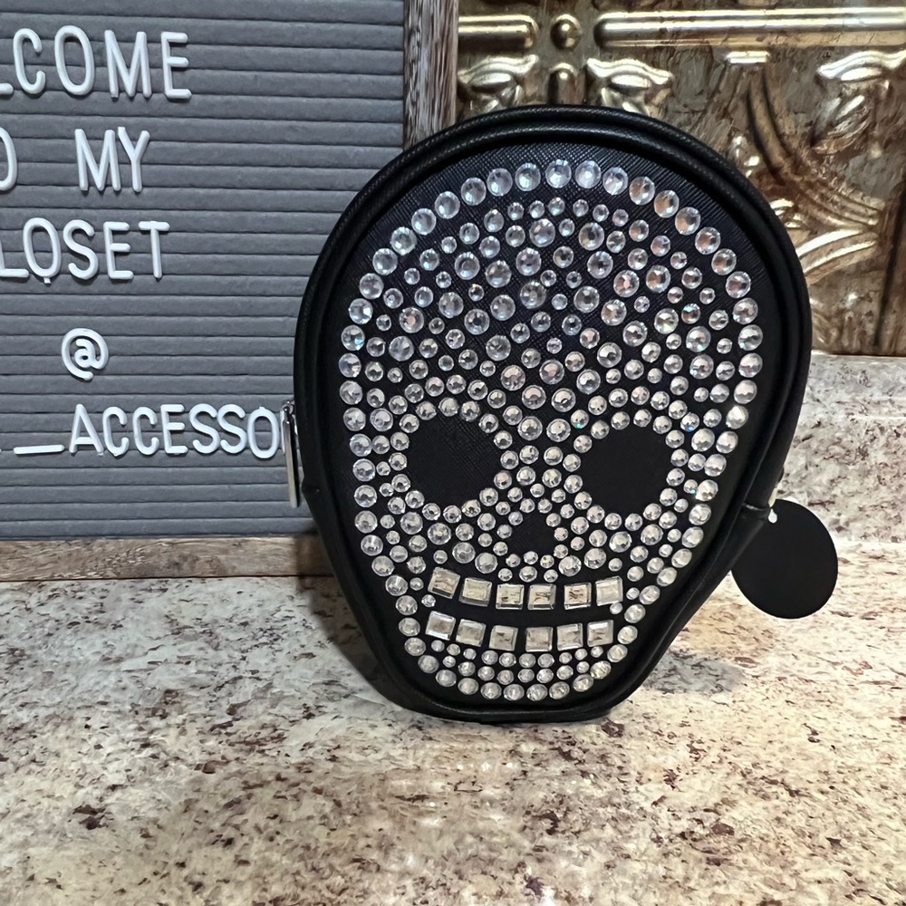 BATH AND BODY WORKS Rhinestone Skull Crossbody NWT